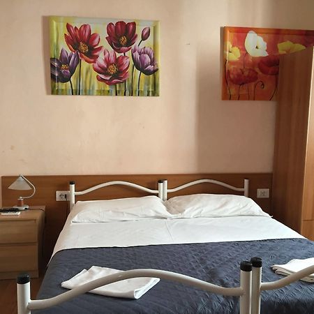 Auberge de jeunesse Volturno House à Rome Extérieur photo