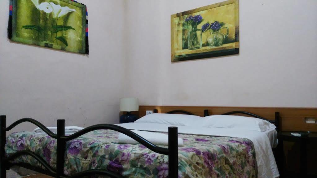 Auberge de jeunesse Volturno House à Rome Extérieur photo